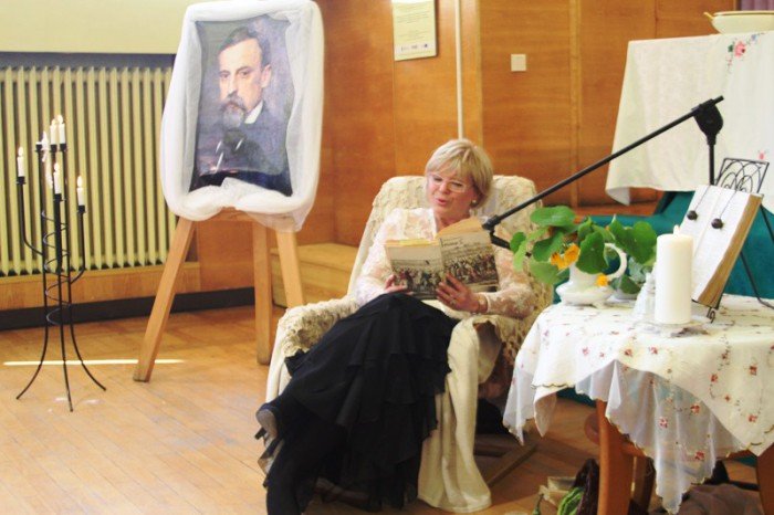 wielkie-czytanie-sienkiewicza-w-ekonomie-foto-53677