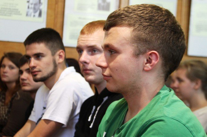wielkie-czytanie-sienkiewicza-w-ekonomie-foto-53677