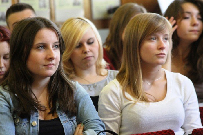 wielkie-czytanie-sienkiewicza-w-ekonomie-foto-53677