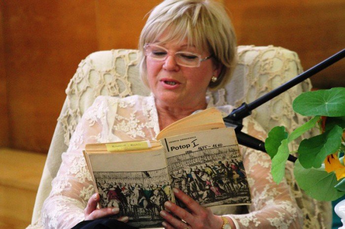 wielkie-czytanie-sienkiewicza-w-ekonomie-foto-53677
