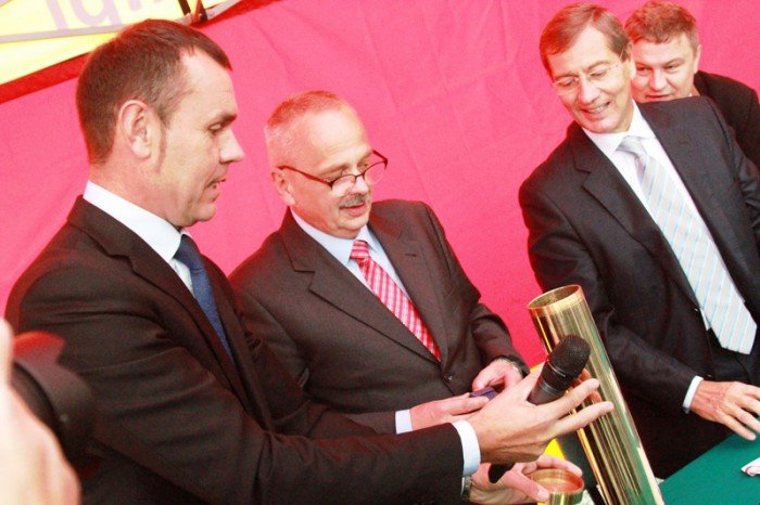 centrum-dystrybucji-toshiby-w-jeleniej-gorze-foto-53705