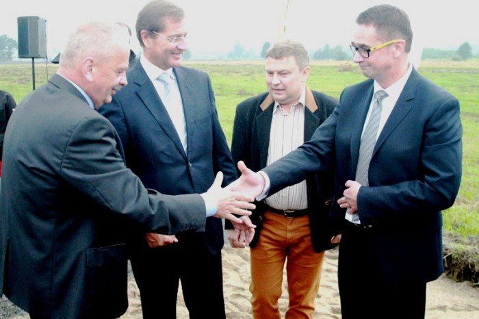centrum-dystrybucji-toshiby-w-jeleniej-gorze-foto-53705