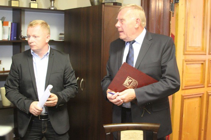 pluskwa-w-magistracie-kto-i-co-podsucha-53746