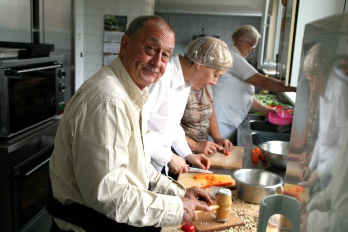 wolontariat-seniorow-po-wosku-w-jeleniej-gorze-foto-53891