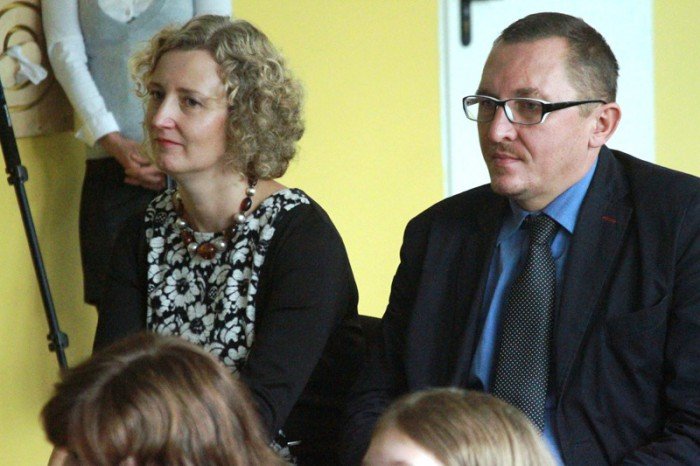osemka-z-nowoczesna-sala-przyrody-foto-53936