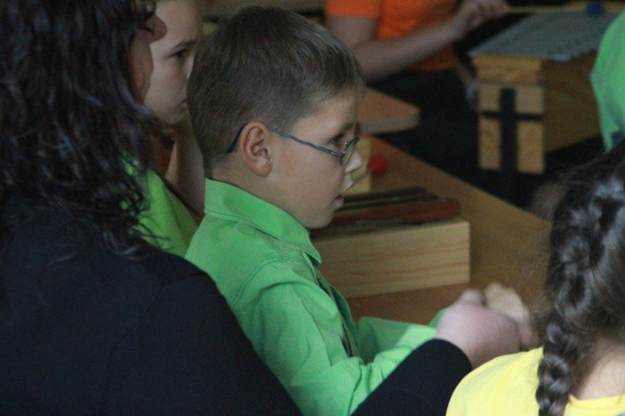 osemka-z-nowoczesna-sala-przyrody-foto-53936