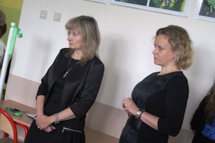osemka-z-nowoczesna-sala-przyrody-foto-53936