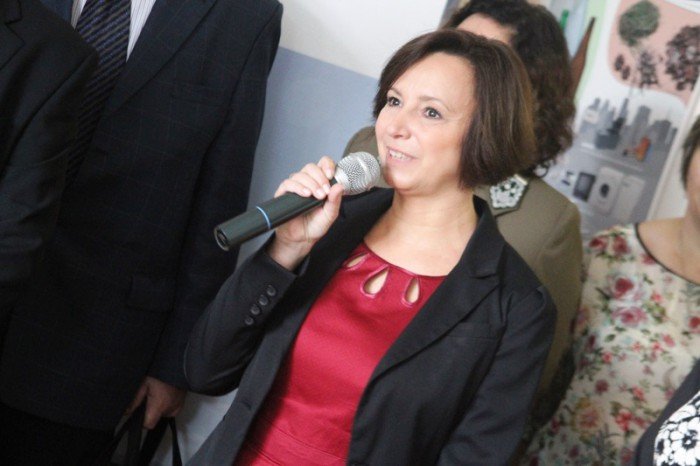 osemka-z-nowoczesna-sala-przyrody-foto-53936