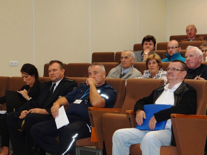 rozmawiali-o-kartach-parkingowych-foto-53938