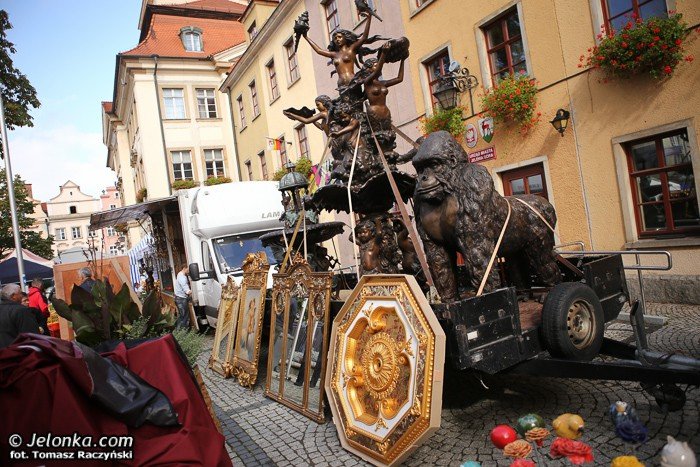 jeleniogorski-rynek-tetni-zyciem-starociami-i-osobliwosciami-foto-53959