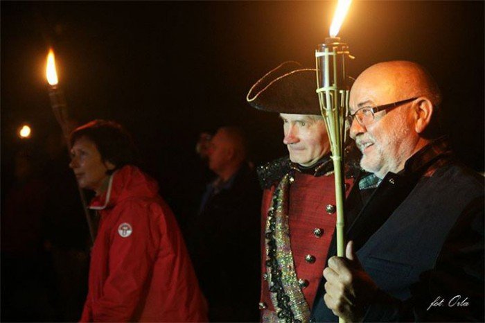 jesien-ze-sztuka-w-bukowcu-czyli-u-hrabiny-von-reden-foto-53995