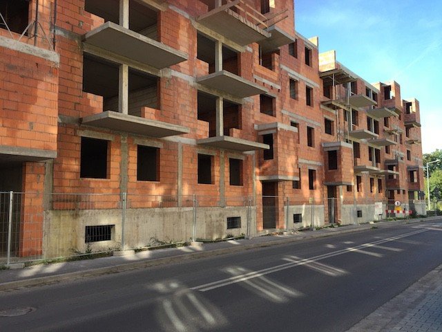 co-sie-w-jeleniej-gorze-buduje-foto-53997