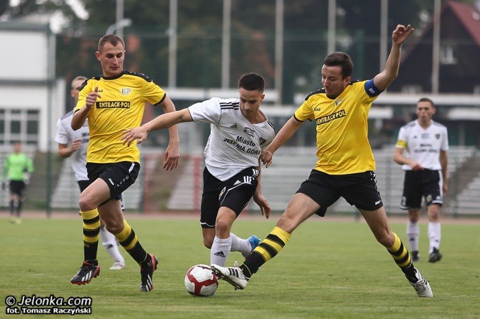 biaoniebiescy-nie-zwalniaja-tempa-foto-54003