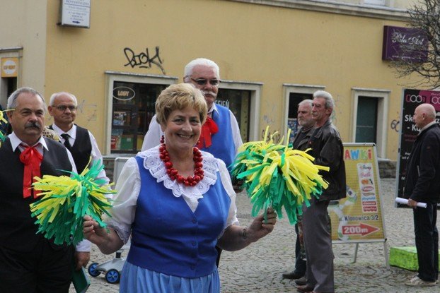 ruszyy-senioralia-barwnym-korowodem-foto-54007