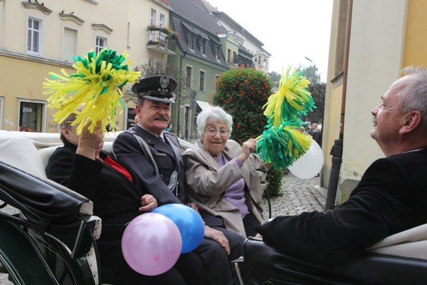 ruszyy-senioralia-barwnym-korowodem-foto-54007