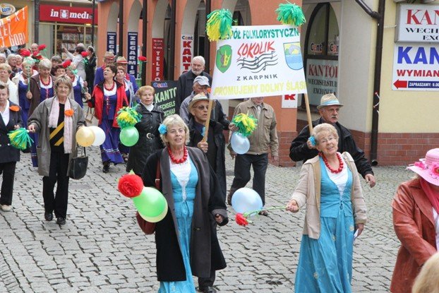 ruszyy-senioralia-barwnym-korowodem-foto-54007