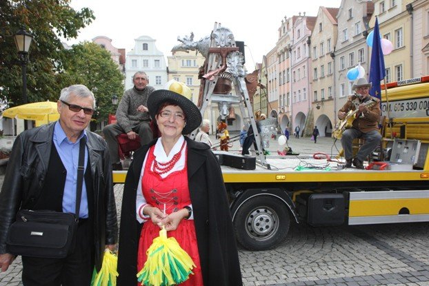 ruszyy-senioralia-barwnym-korowodem-foto-54007