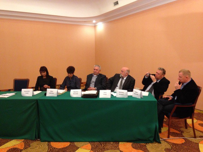 niepenosprawni-i-seniorzy-goscmi-przyszosci-foto-54014