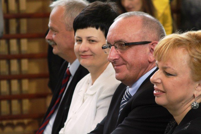 wielkie-pasowanie-pierwszaczkow-z-siodemki-foto-54040