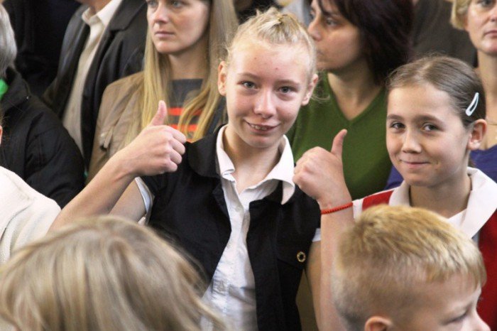 wielkie-pasowanie-pierwszaczkow-z-siodemki-foto-54040