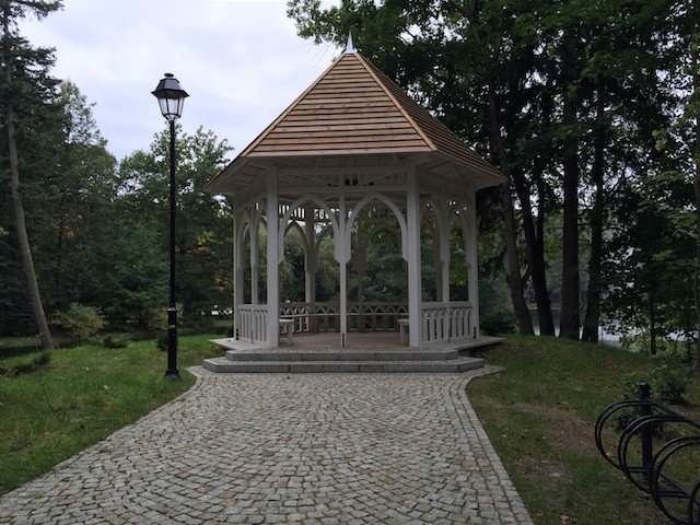 cieplicki-park-norweski-idzie-spac-foto-54044
