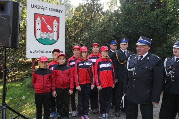 nowy-woz-strazacki-dla-osp-w-janowicach-wielkich-foto-54058