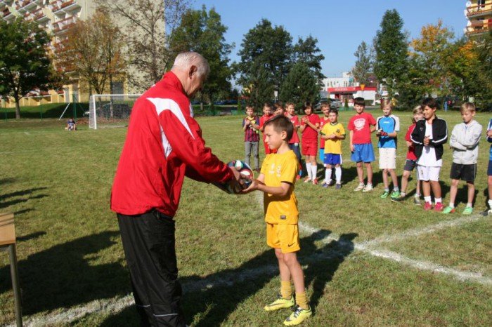 sportowa-rywalizacja-w-turnieju-o-puchar-prezesa-jsm-foto-54059