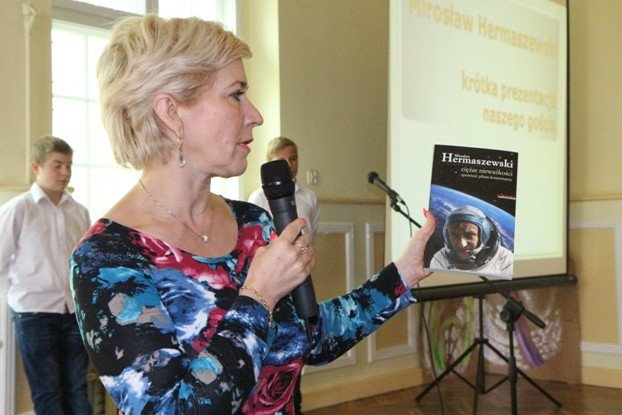 polski-kosmonauta-w-jeleniogorskiej-dwojce-foto-54102