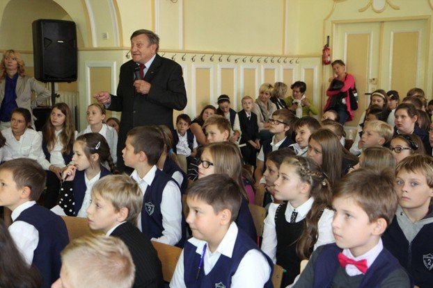 polski-kosmonauta-w-jeleniogorskiej-dwojce-foto-54102