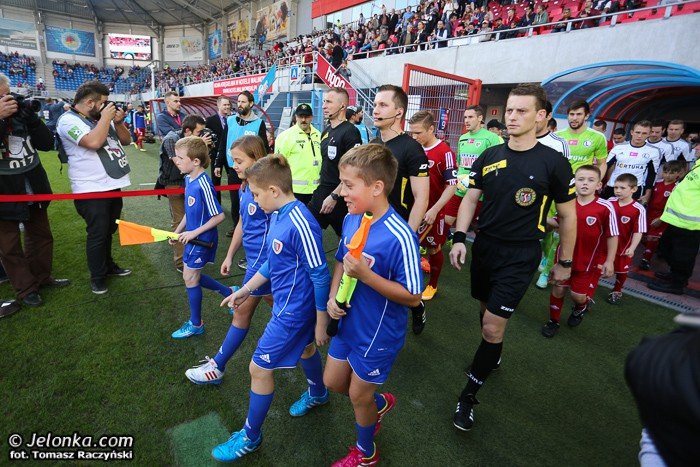umowa-z-piastem-gliwice-czeka-na-podpisy-galeria-z-meczu-piastlegia-foto-54139