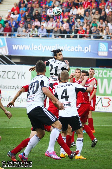 umowa-z-piastem-gliwice-czeka-na-podpisy-galeria-z-meczu-piastlegia-foto-54139