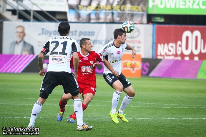 umowa-z-piastem-gliwice-czeka-na-podpisy-galeria-z-meczu-piastlegia-foto-54139
