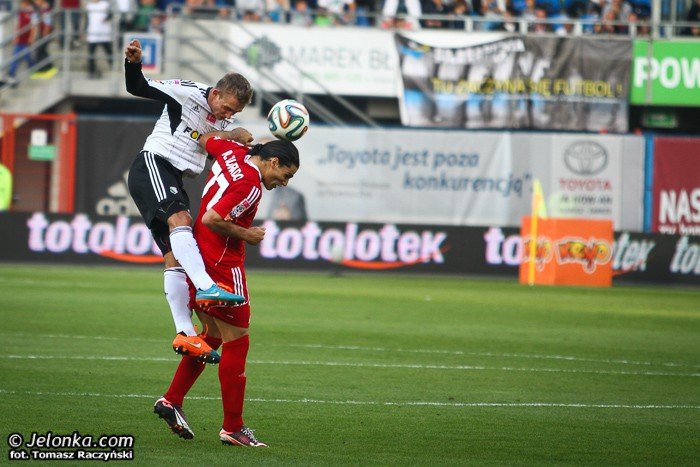 umowa-z-piastem-gliwice-czeka-na-podpisy-galeria-z-meczu-piastlegia-foto-54139