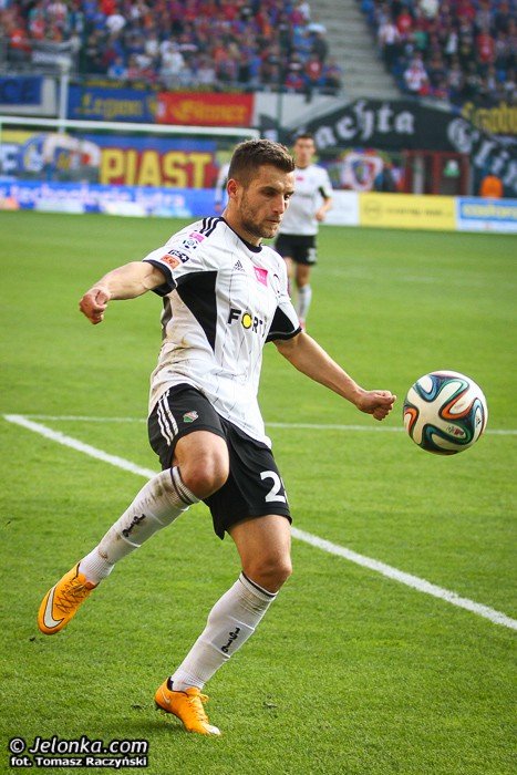 umowa-z-piastem-gliwice-czeka-na-podpisy-galeria-z-meczu-piastlegia-foto-54139