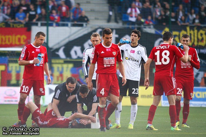 umowa-z-piastem-gliwice-czeka-na-podpisy-galeria-z-meczu-piastlegia-foto-54139