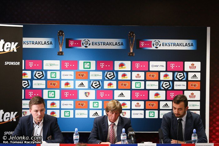 umowa-z-piastem-gliwice-czeka-na-podpisy-galeria-z-meczu-piastlegia-foto-54139