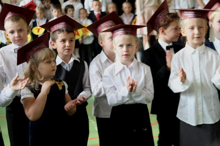 pierwszaczki-z-dwojki-penoprawnymi-uczniami-foto-54161