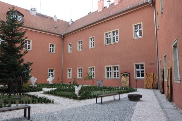 jedyny-wirydarz-klasztorny-odzyska-swietnosc-foto-54188