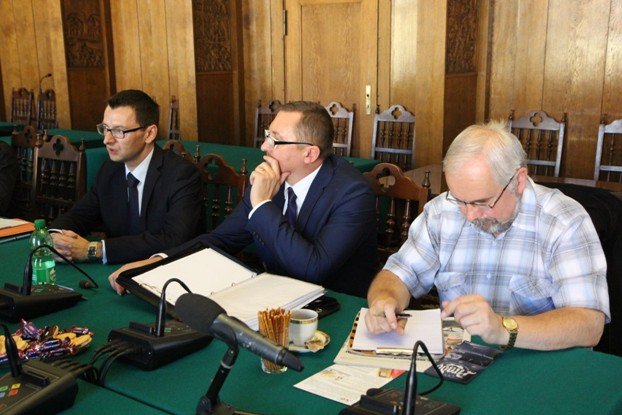 ponowne-gosowanie-nad-dzierzawa-podziemi-foto-54201