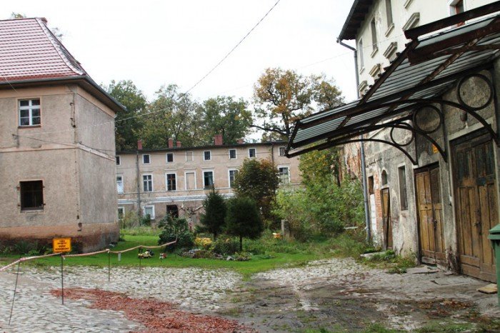 miasto-sprzedao-dziaki-budowlane-bez-drogi-foto-54228