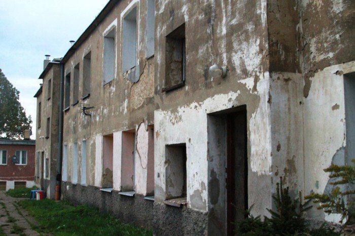 rodzina-z-czworka-dzieci-w-matni-dugow-foto-54261