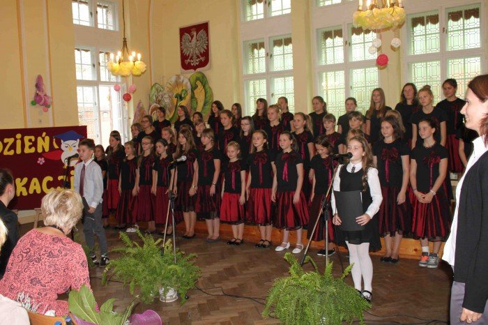 dzien-edukacji-narodowej-w-jeleniogorskiej-dwojce-foto-54276