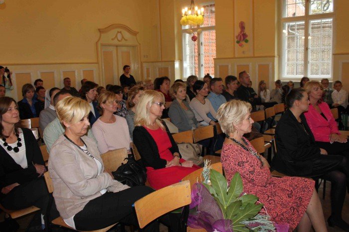 dzien-edukacji-narodowej-w-jeleniogorskiej-dwojce-foto-54276
