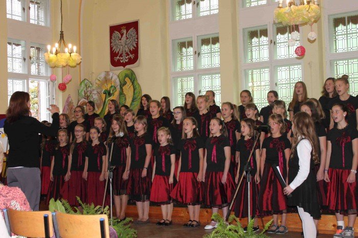 dzien-edukacji-narodowej-w-jeleniogorskiej-dwojce-foto-54276