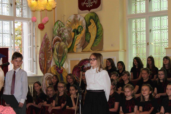 dzien-edukacji-narodowej-w-jeleniogorskiej-dwojce-foto-54276