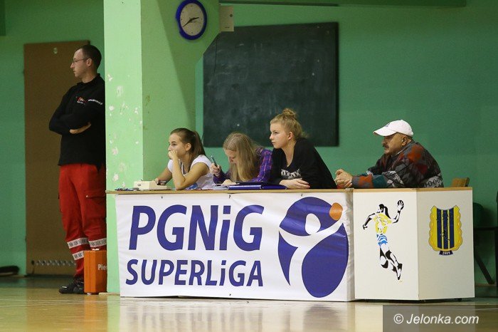 jeleniogorzanki-rozbiy-ekipe-z-legnicy-foto-54278