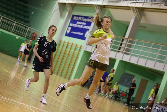 jeleniogorzanki-rozbiy-ekipe-z-legnicy-foto-54278