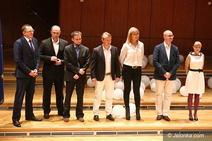 jeleniogorska-platforma-obywatelska-rozpoczea-kampanie-foto-54301