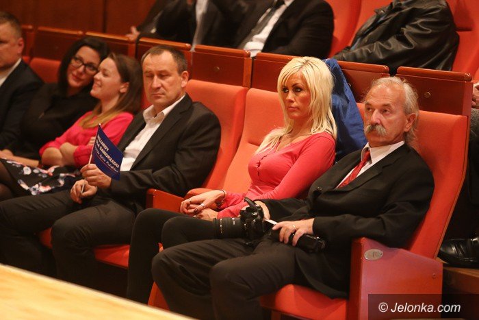 jeleniogorska-platforma-obywatelska-rozpoczea-kampanie-foto-54301