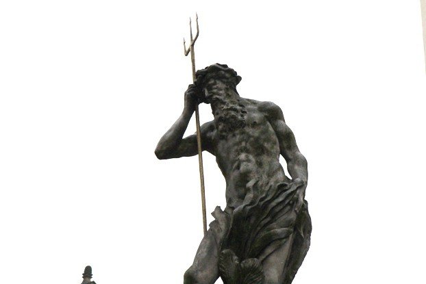 skad-wzia-sie-neptun-na-jeleniogorskim-rynku-foto-54303